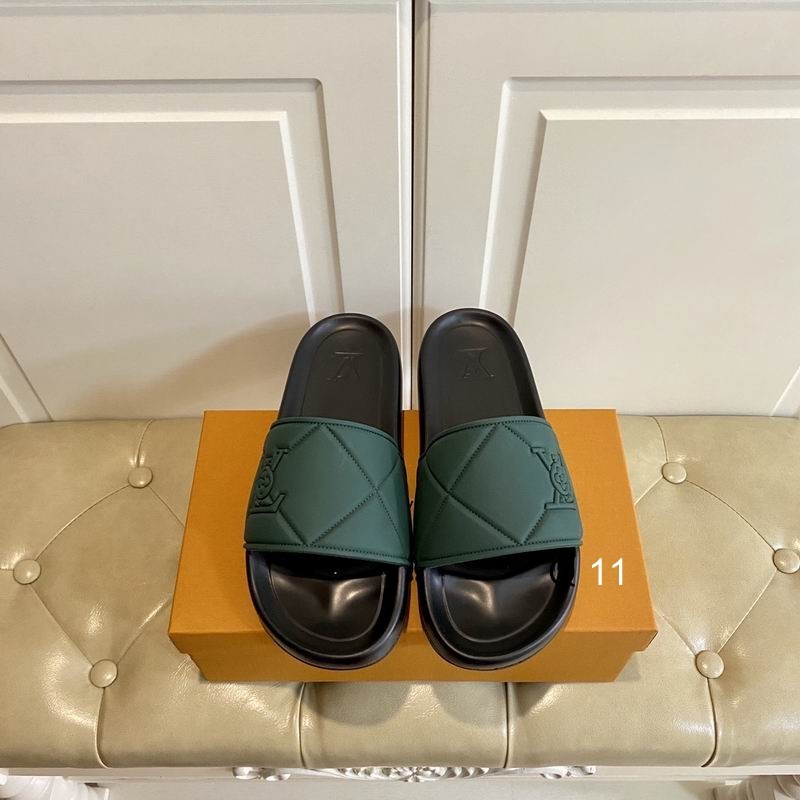 LV Men's Slippers 138